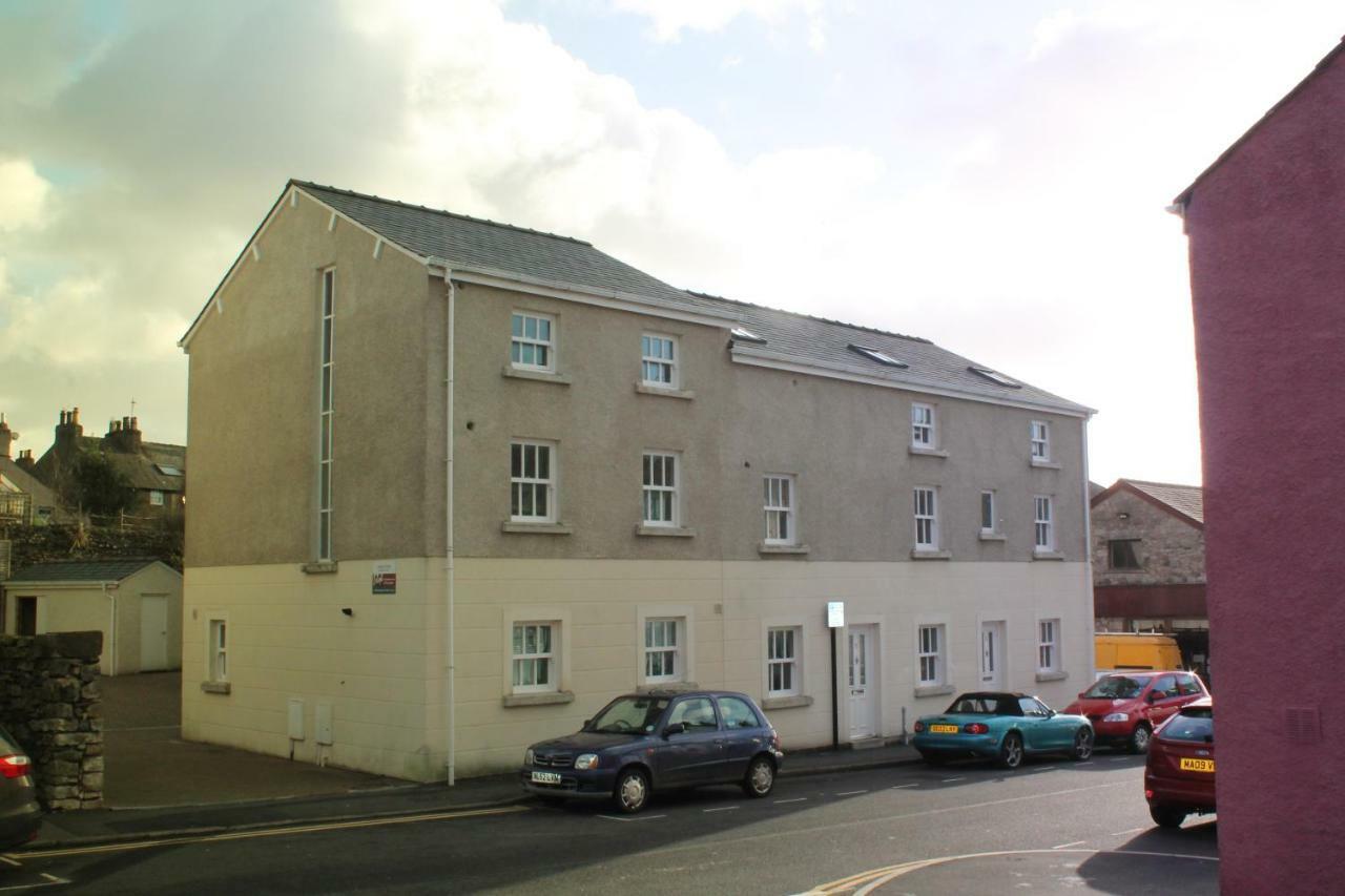 Villa 2 Laurel Court à Ulverston Extérieur photo